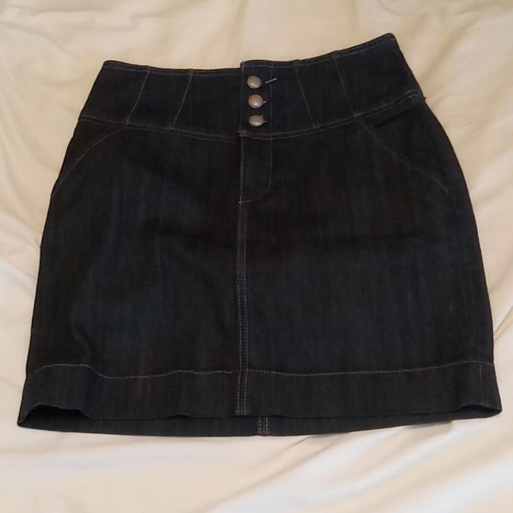 Express women's Dark Blue Denim High Waist Size 4 Skirt. Casual, Western, Summer